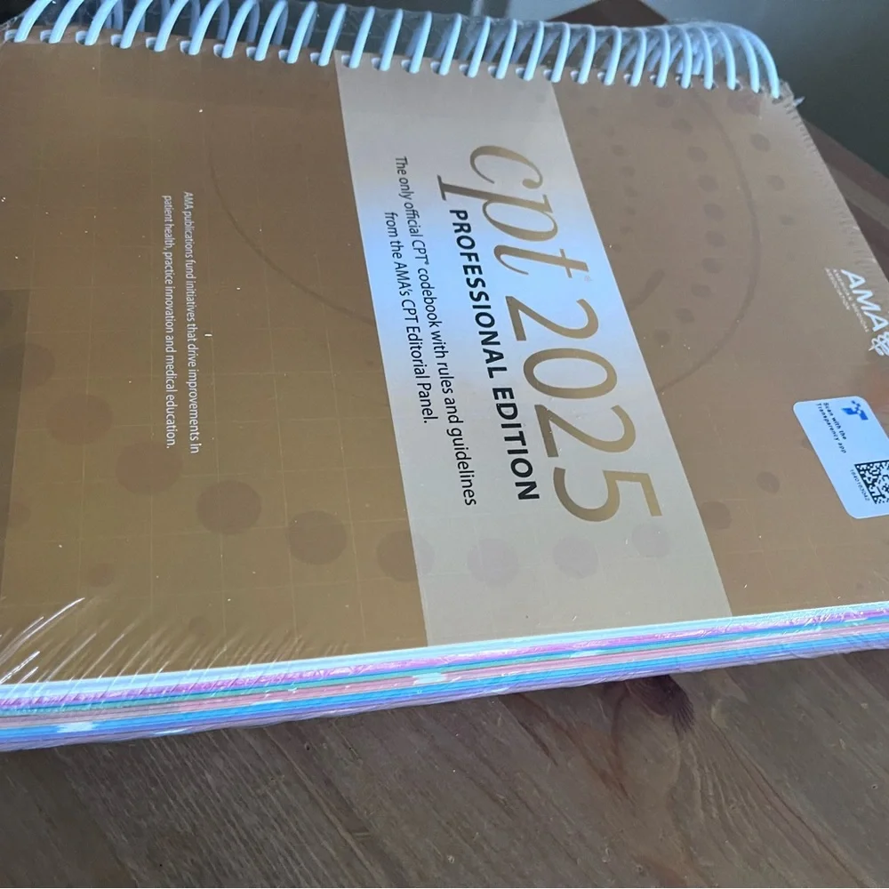 AMA CPT 2025 Professional Edition Spiral Book Brand New - Picture 3 of 3